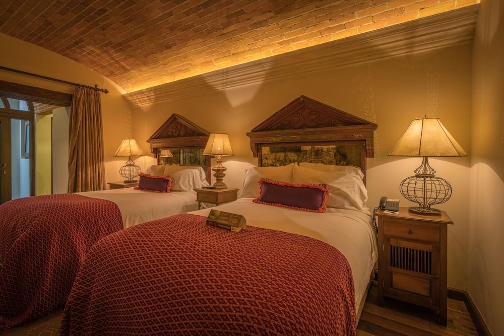 Pensativo House Hotel (Adults Only) Антигуа-Гватемала Экстерьер фото